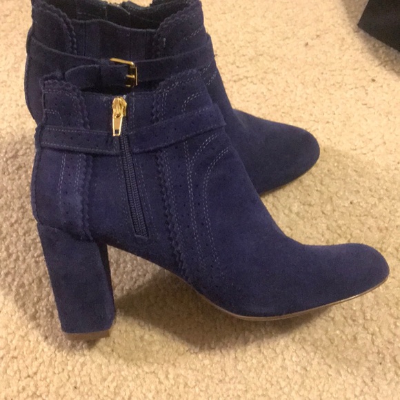Dolce Vita Booties - Picture 5 of 7
